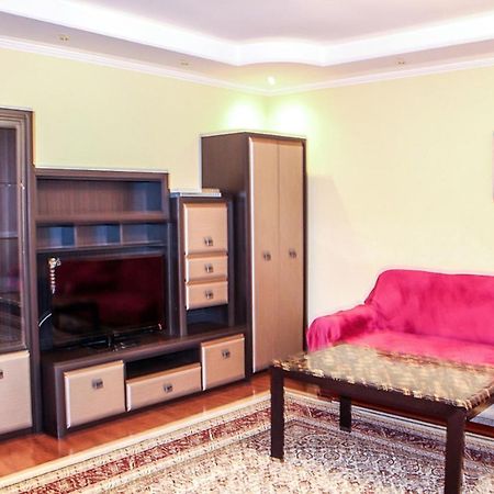 Tolebaeva 65 Daire Almatı Dış mekan fotoğraf